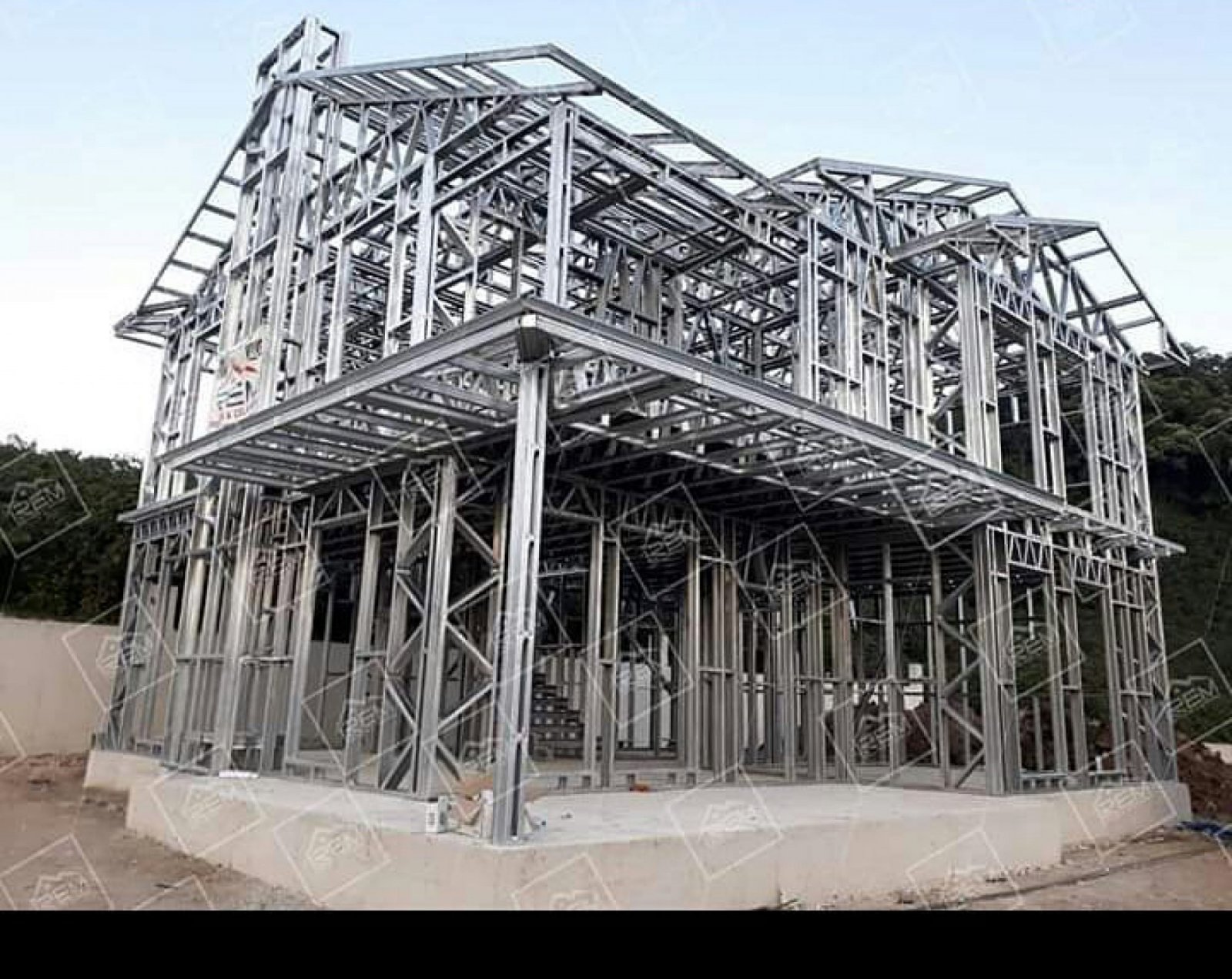 200 m2 Çift Katlı Çelik Ev